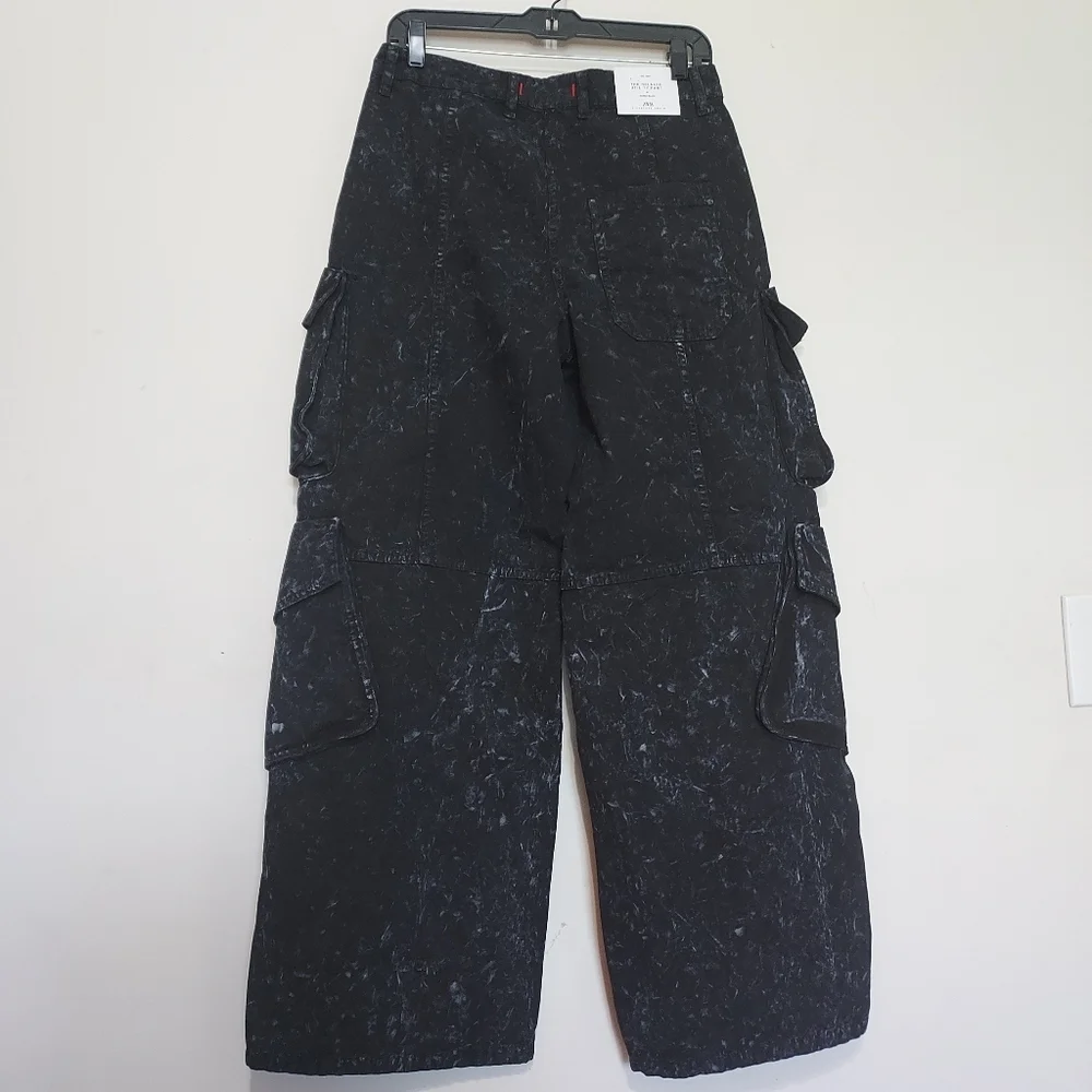 Zara Relaxed Mid Rise Cargo Utility jeans